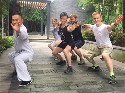 【英语导游】都江堰、青城山纯玩一日游，成都出发